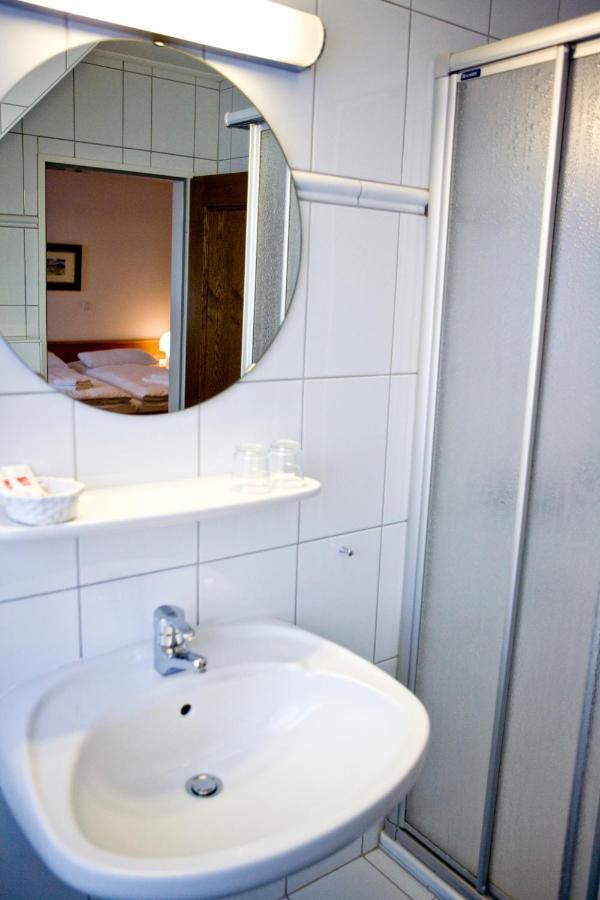 Hotel Neuwarft Dagebuell Phòng bức ảnh