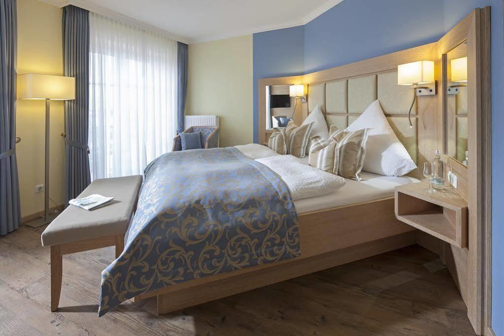 Hotel Neuwarft Dagebuell Ngoại thất bức ảnh